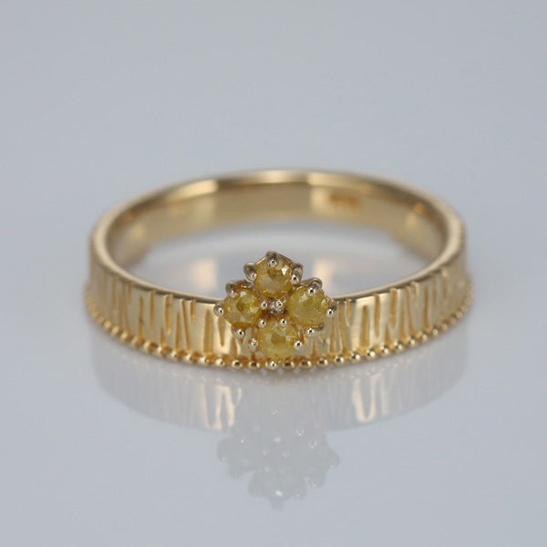 Flower yellow rough diamond  texture ring