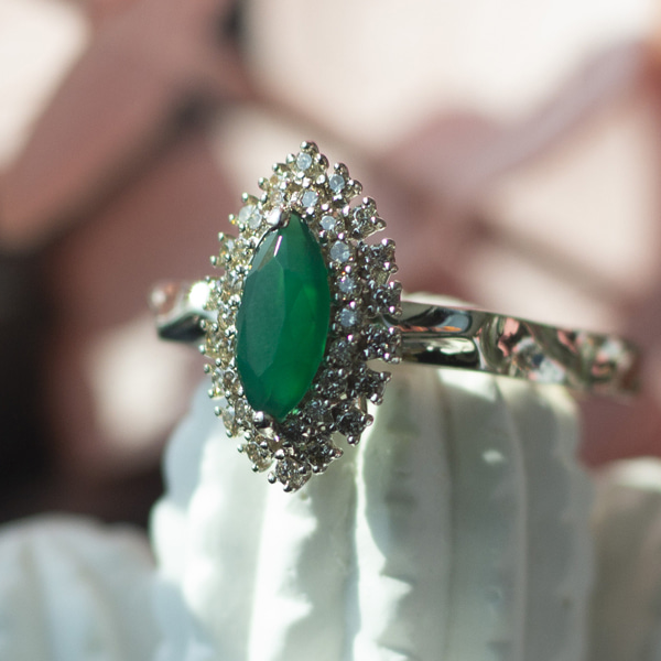 Green onyx marquise s.v ring