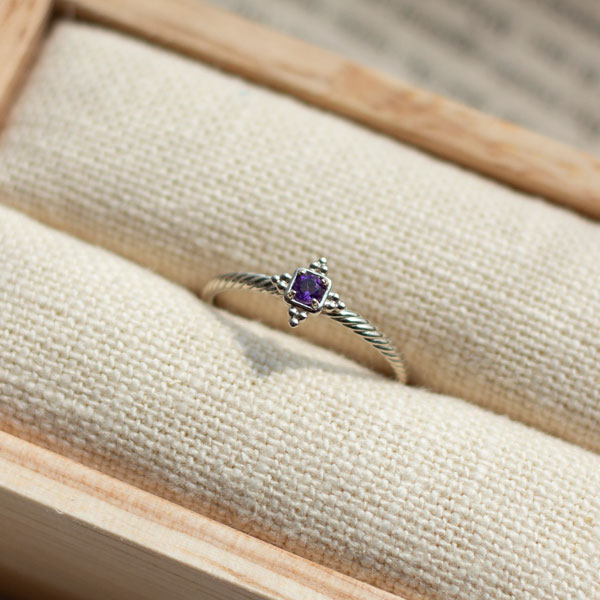 Amethyst twisted antique ring