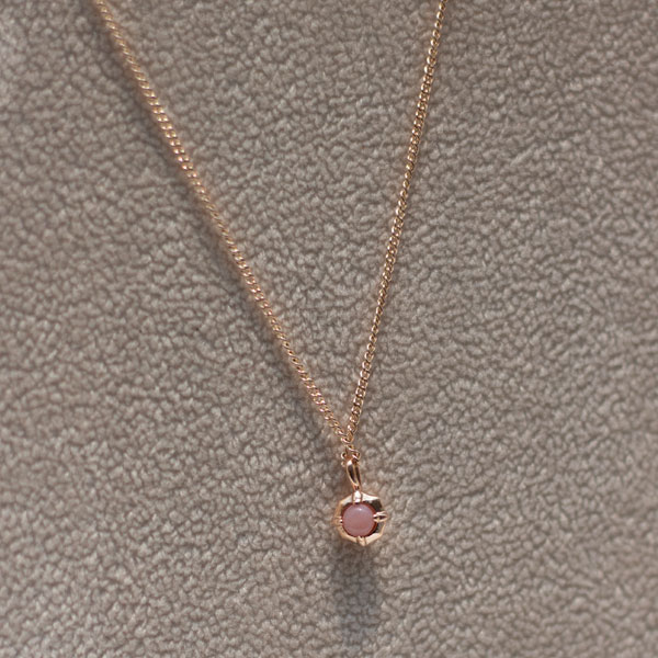 Cabochon pink opal necklace